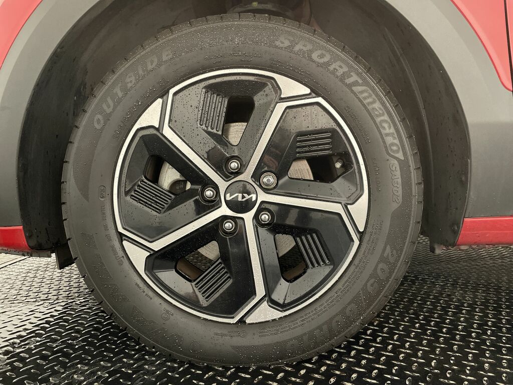 Kia Niro 1.6 Gdi Hybrid 2 Dct Red #4