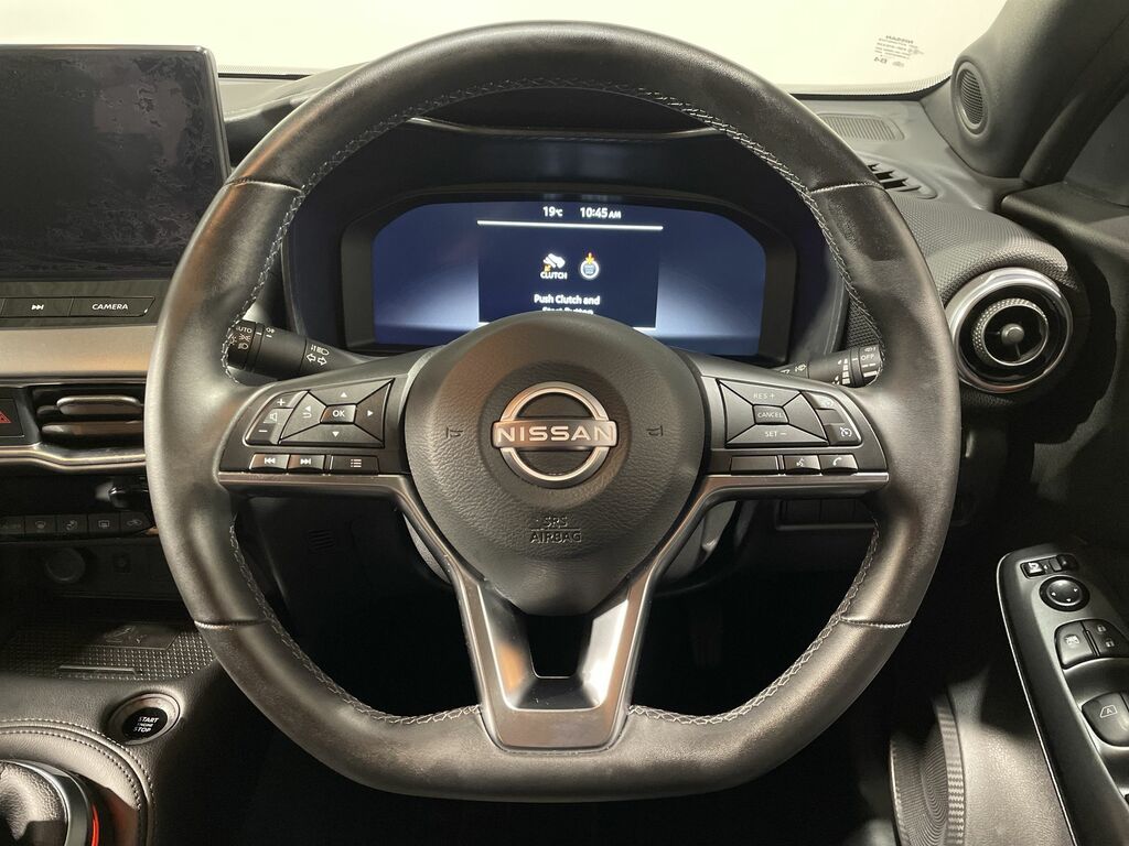 Nissan Juke Tekna Blue #24