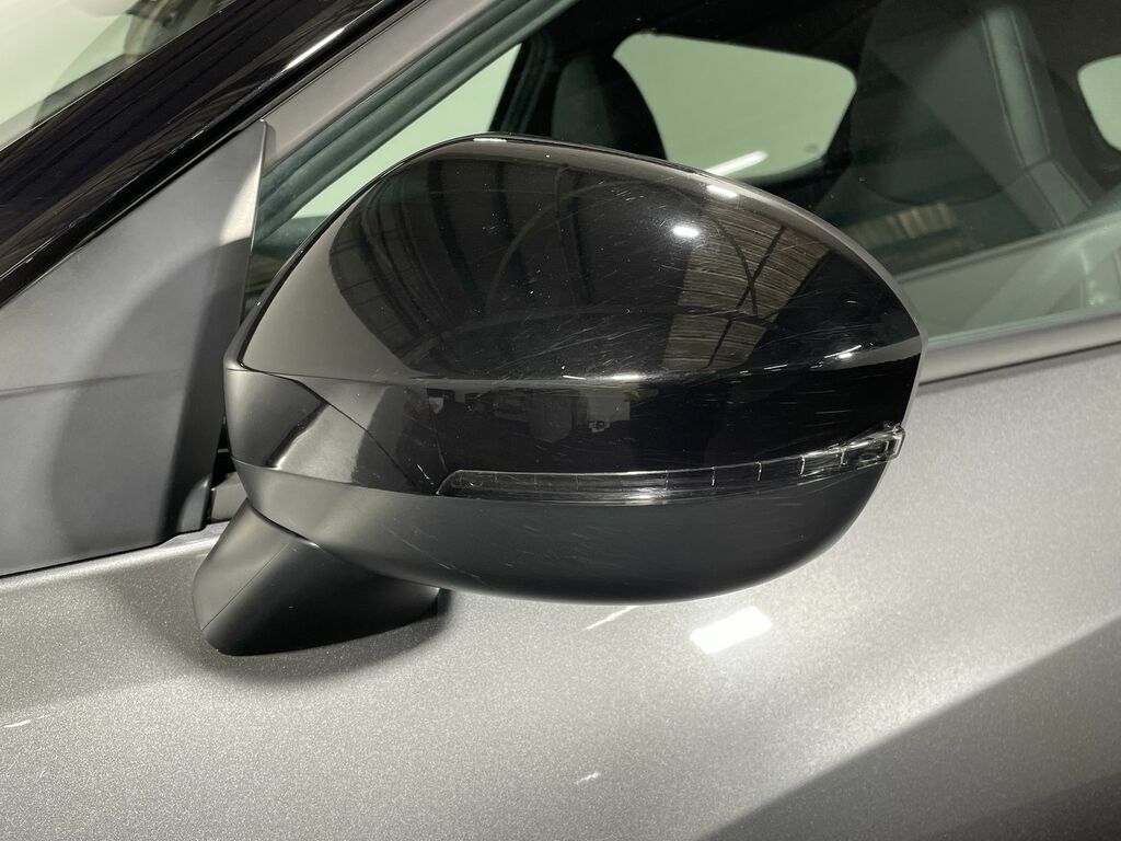 Nissan Juke Tekna Blue #10