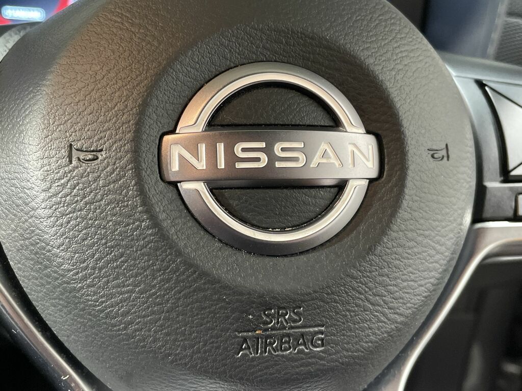 Nissan Juke Tekna Blue #39