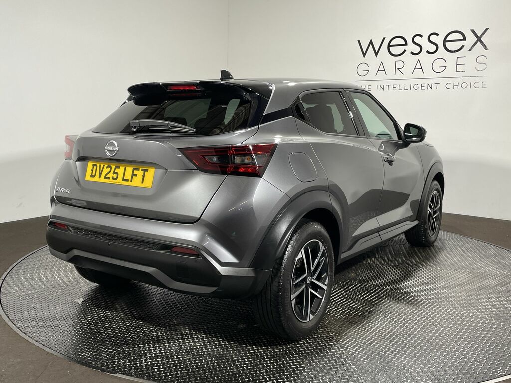 Nissan Juke Tekna Blue #16