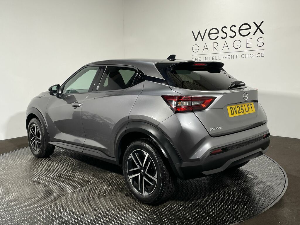 Nissan Juke Tekna Blue #11