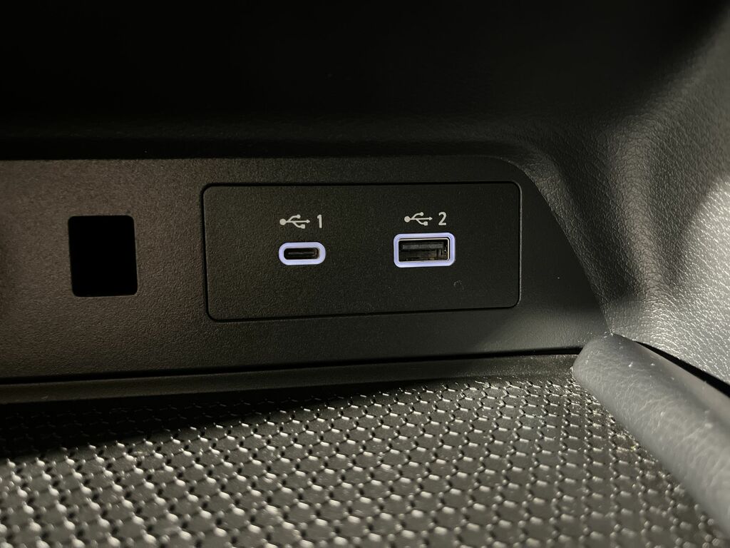 Nissan Juke N-connecta Black #46