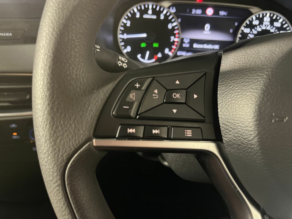 Nissan Juke N-connecta Black #41