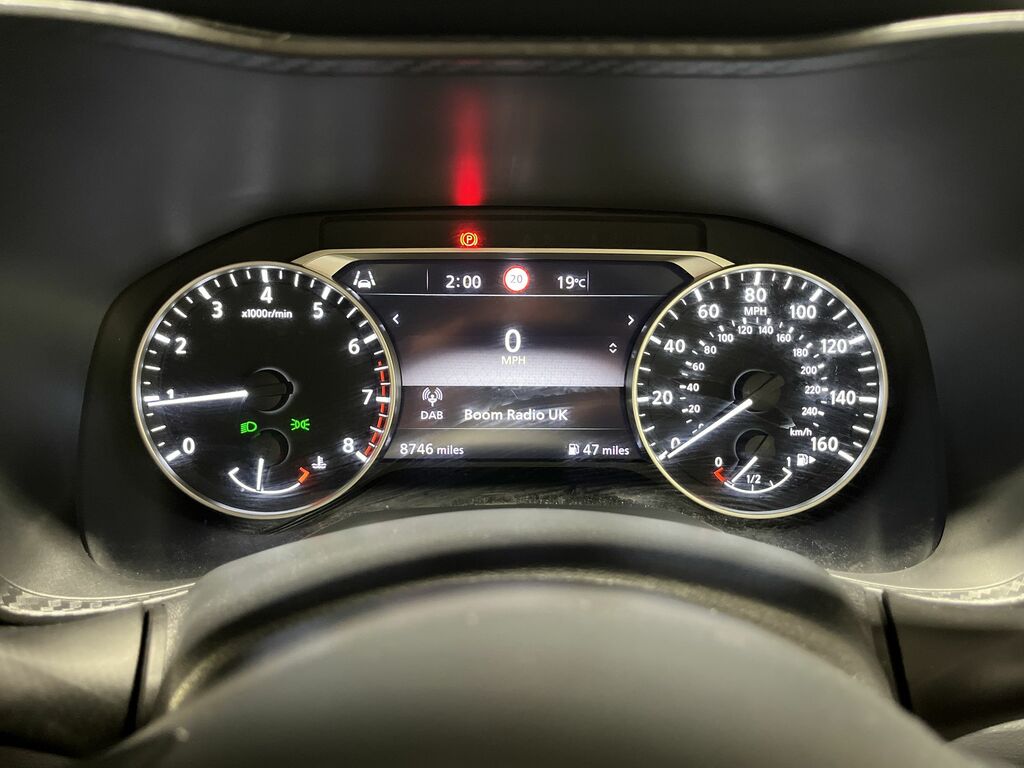 Nissan Juke N-connecta Black #38