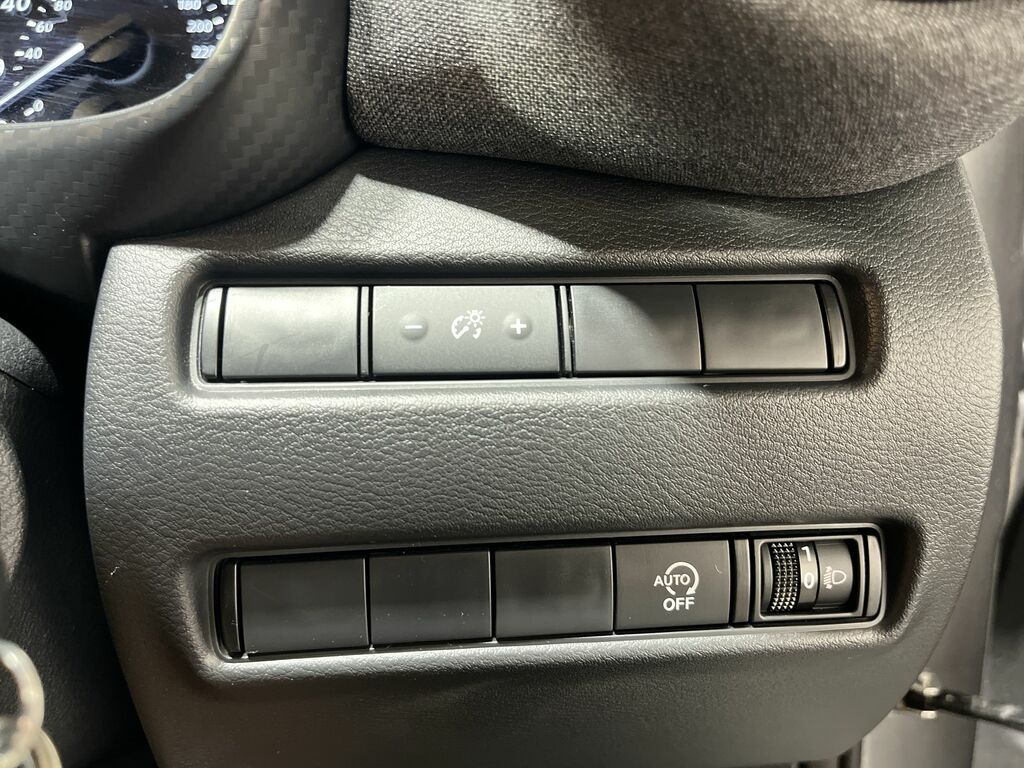 Nissan Juke N-connecta Black #43