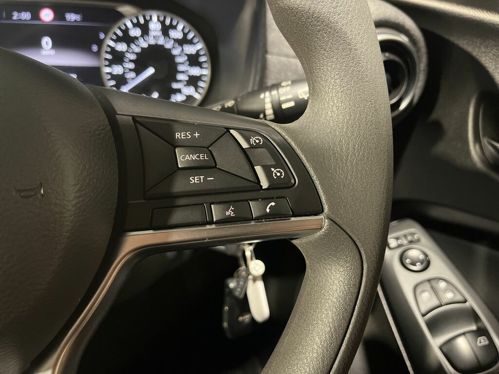 Nissan Juke N-connecta Black #42