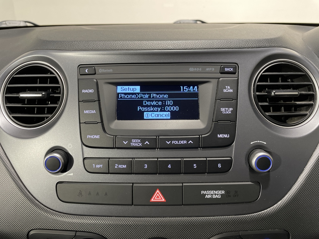 Hyundai I10 1.0 Go Se White #26