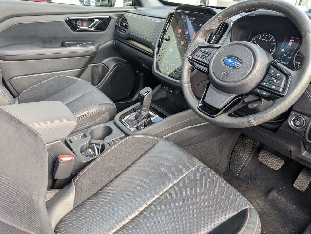 Subaru Forester 2.0 E-boxer Field 4X4 Silver #12