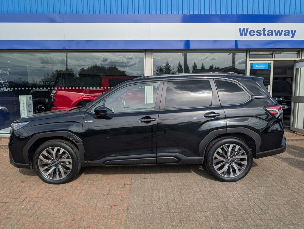 Subaru Forester 2.0I E-boxer Touring Lineartronic Black #6