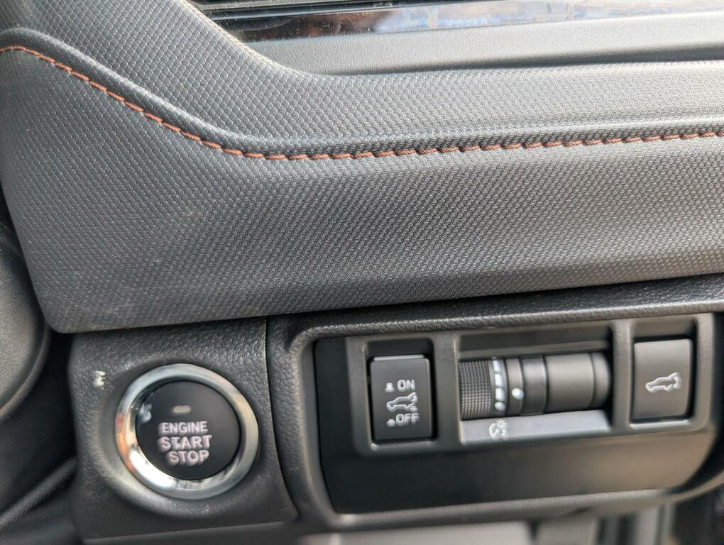 Subaru Forester 2.0 E-boxer Field 4X4 Silver #18