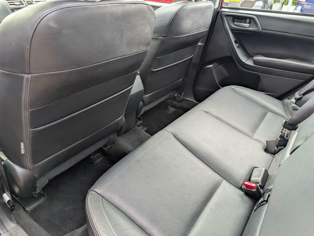 Subaru Forester 2.0 D X 145 Bhp Silver #14