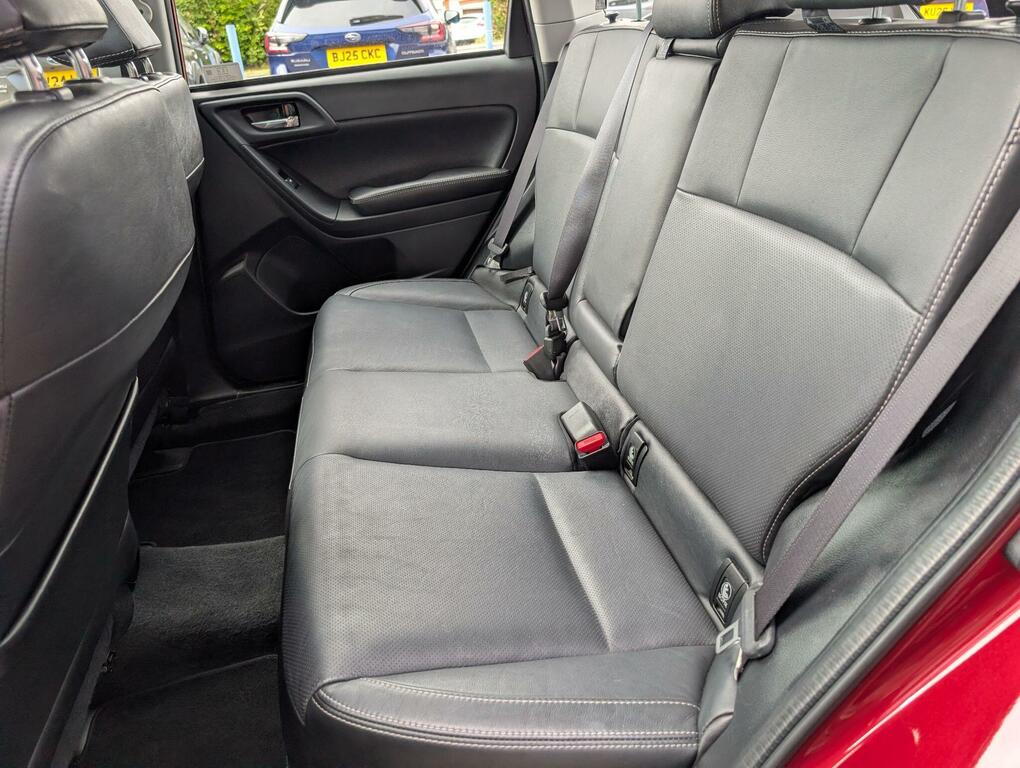 Subaru Forester 2.0 D X 145 Bhp Silver #15