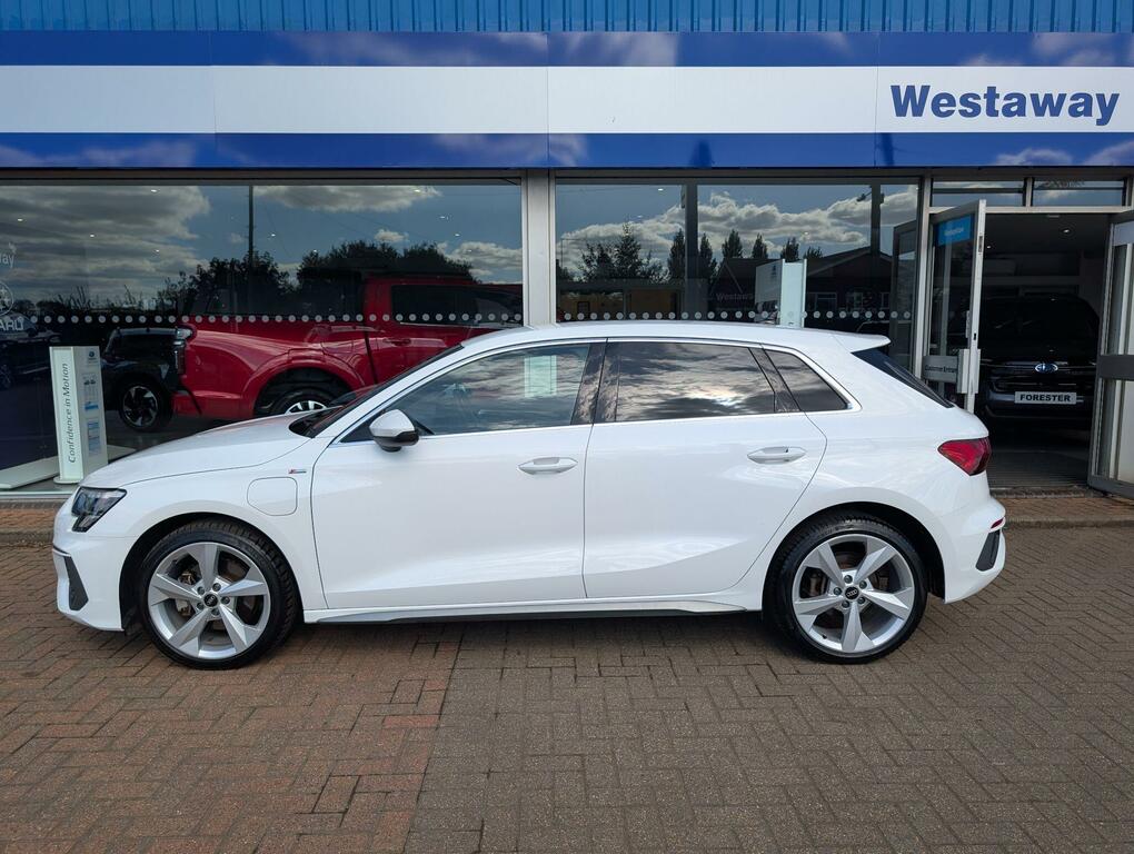 Audi A3 40 Tfsi E S Line S Tronic White #5