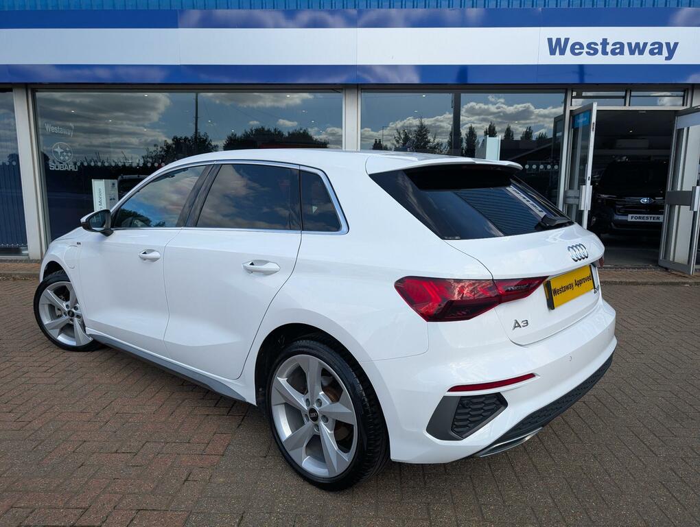Audi A3 40 Tfsi E S Line S Tronic White #4