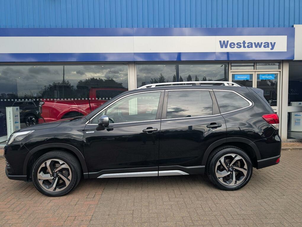 Subaru Forester 2.0I E-boxer Xe Premium Lineartronic Black #6