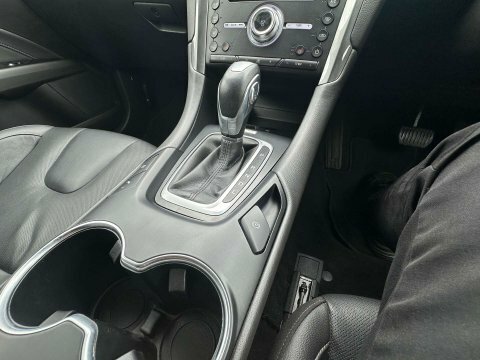 Ford Mondeo Estate Blue #32