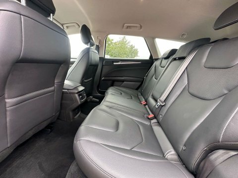 Ford Mondeo Estate Blue #17