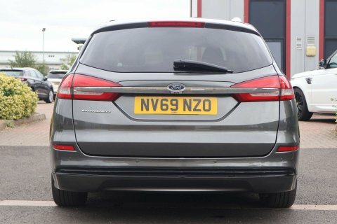 Ford Mondeo Estate Blue #10