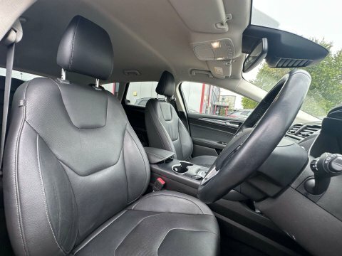 Ford Mondeo Estate Blue #13