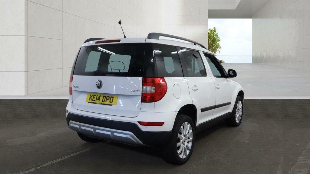 Skoda Yeti Se White #4