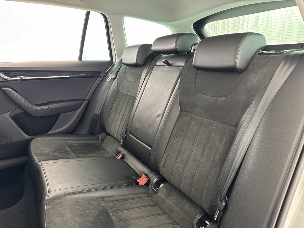 Skoda Octavia Se Grey #15