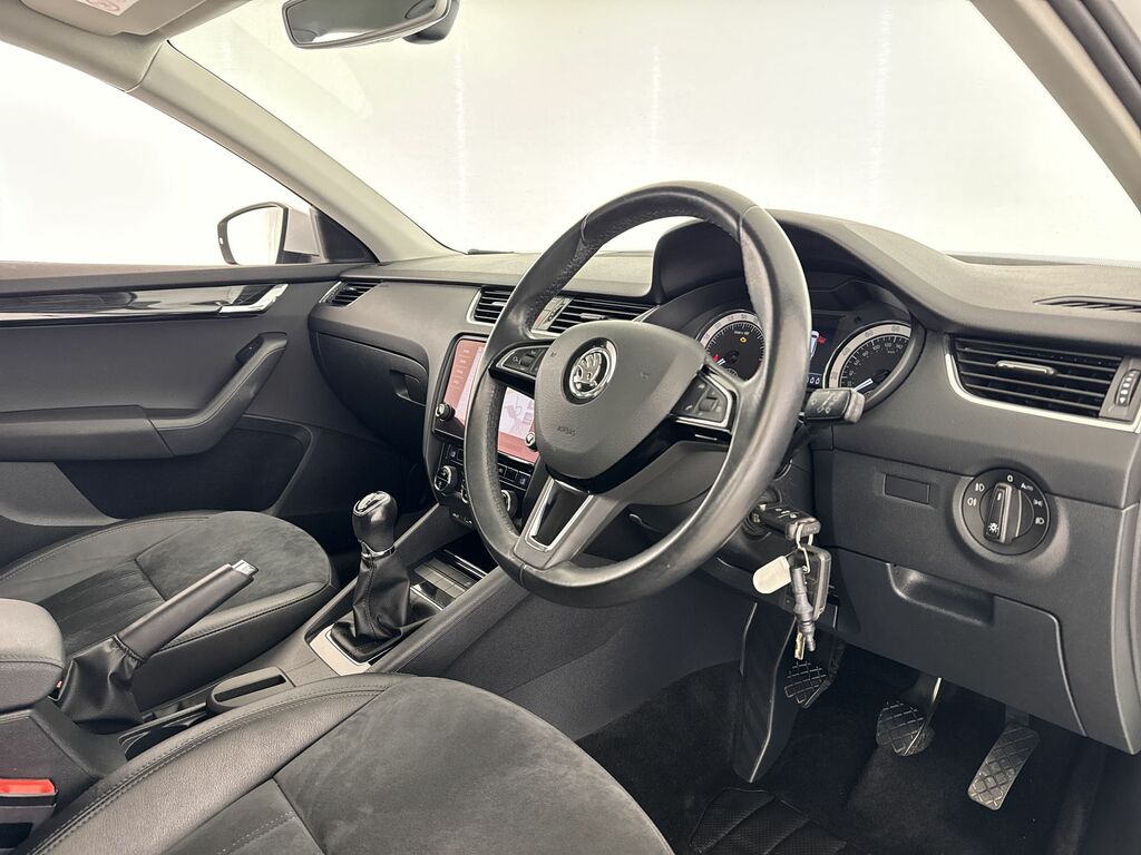Skoda Octavia Se Grey #10