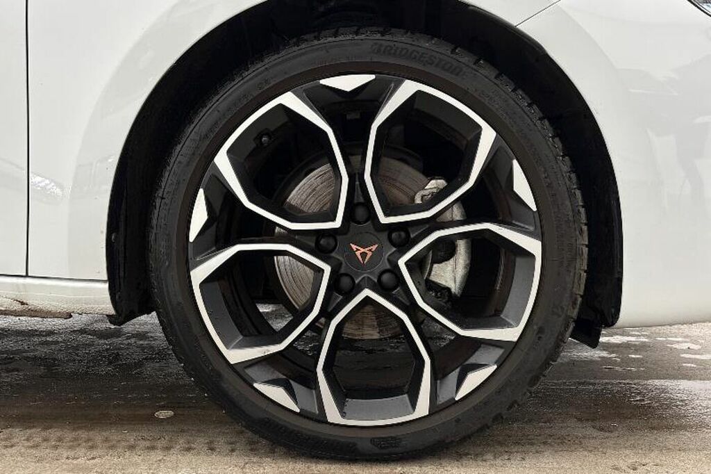Cupra Leon 1.5 Tsi 150 V2 White #2
