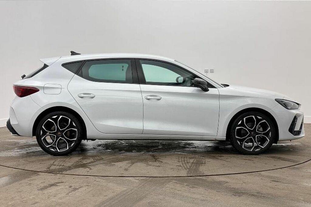Cupra Leon 1.5 Tsi 150 V2 White #6
