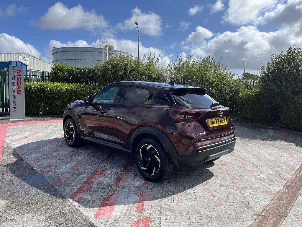 Nissan Juke 1.6 N-connecta Suv Hybrid Euro 6 Red #6