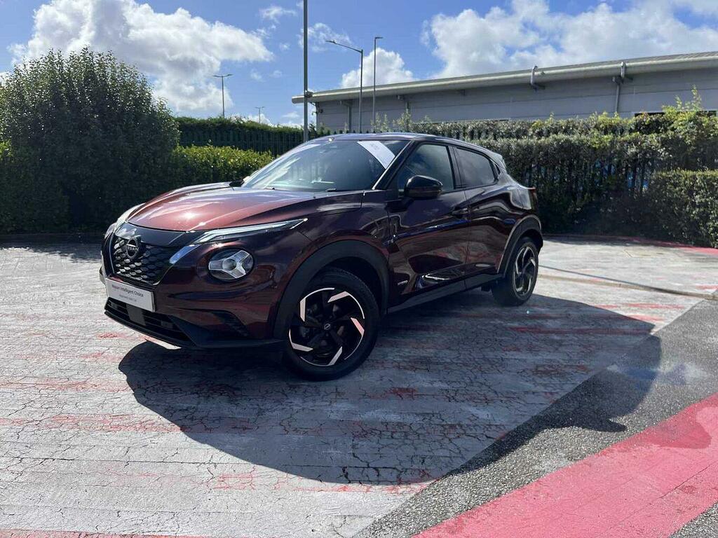 Nissan Juke 1.6 N-connecta Suv Hybrid Euro 6 Red #3
