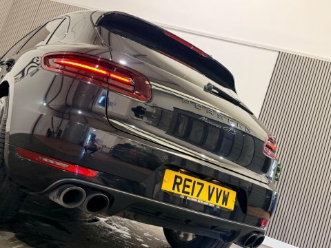 Porsche Macan Td V6 S Suv Black #20