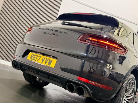 Porsche Macan Td V6 S Suv Black #65