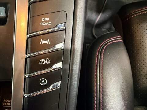 Porsche Macan Td V6 S Suv Black #37