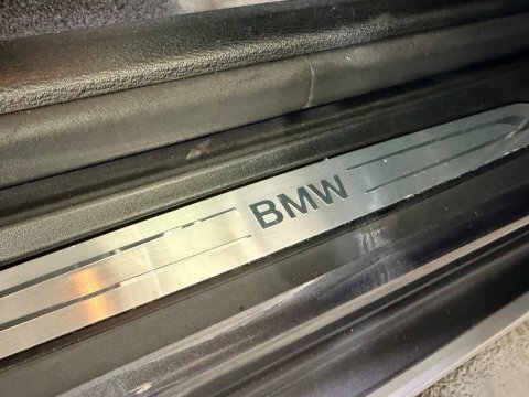 BMW X1 Sdrive 18D Xline Step Black #56