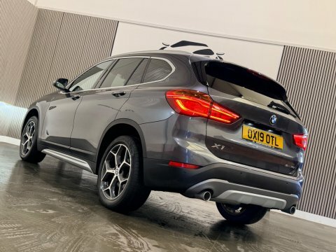 BMW X1 Sdrive 18D Xline Step Black #10