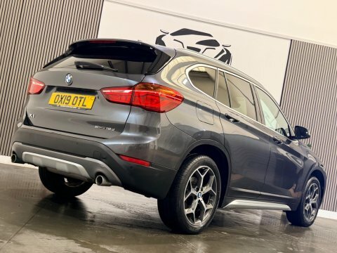 BMW X1 Sdrive 18D Xline Step Black #17