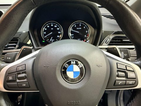 BMW X1 Sdrive 18D Xline Step Black #49