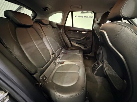 BMW X1 Sdrive 18D Xline Step Black #24