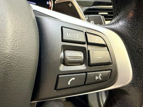 BMW X1 Sdrive 18D Xline Step Black #30