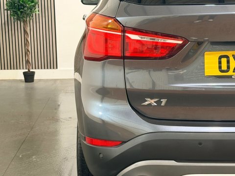 BMW X1 Sdrive 18D Xline Step Black #57