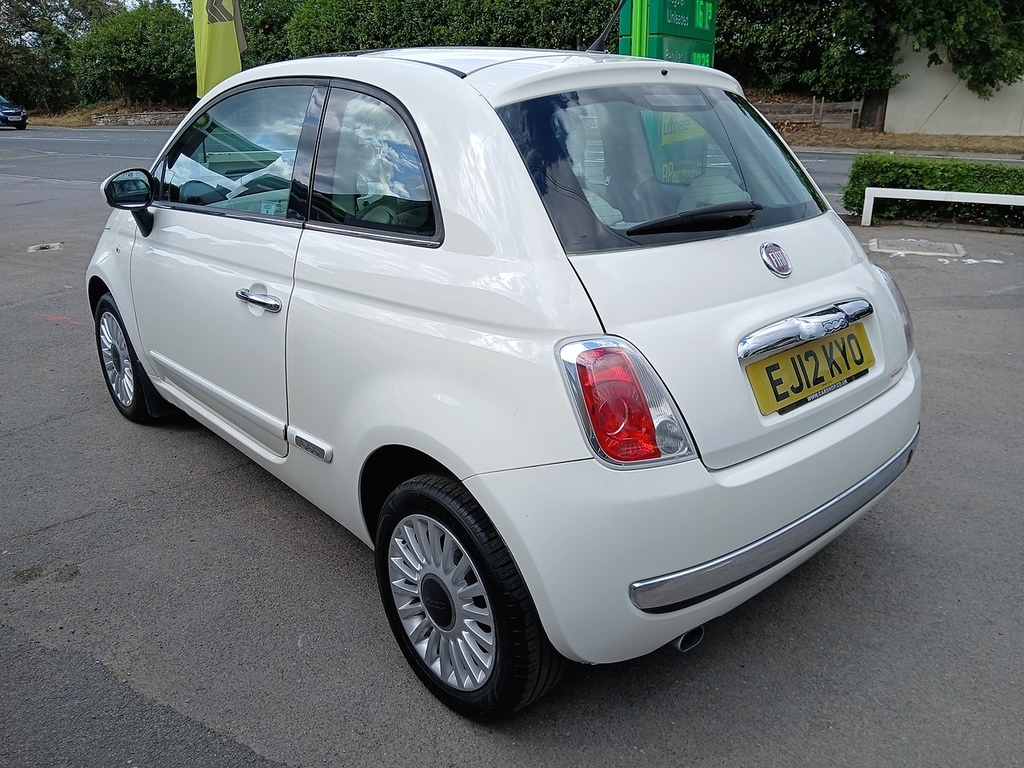 Fiat 500 Lounge White #4