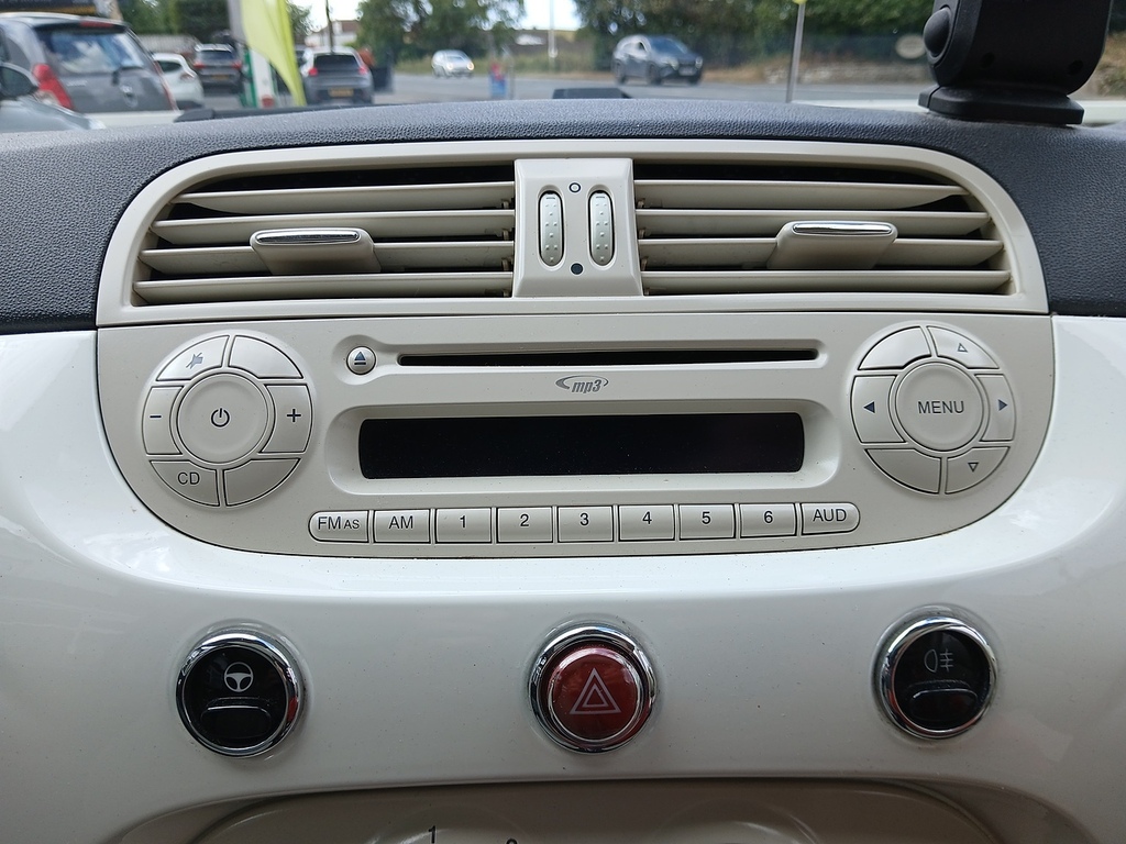Fiat 500 Pop White #18