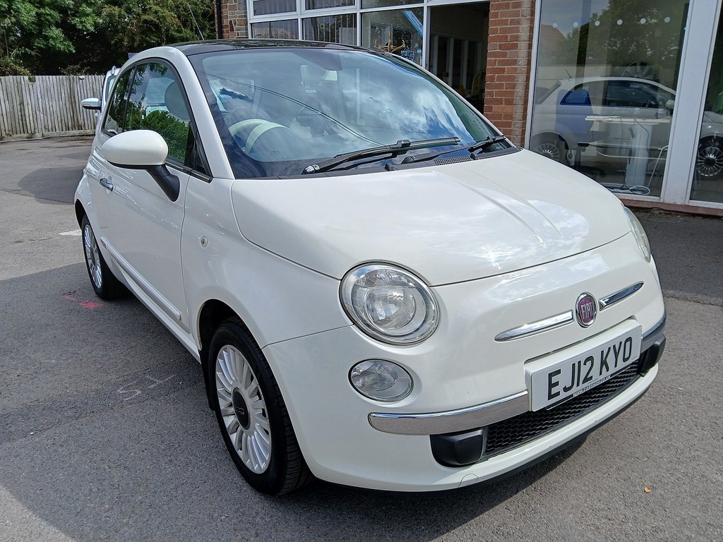 Fiat 500 Lounge White