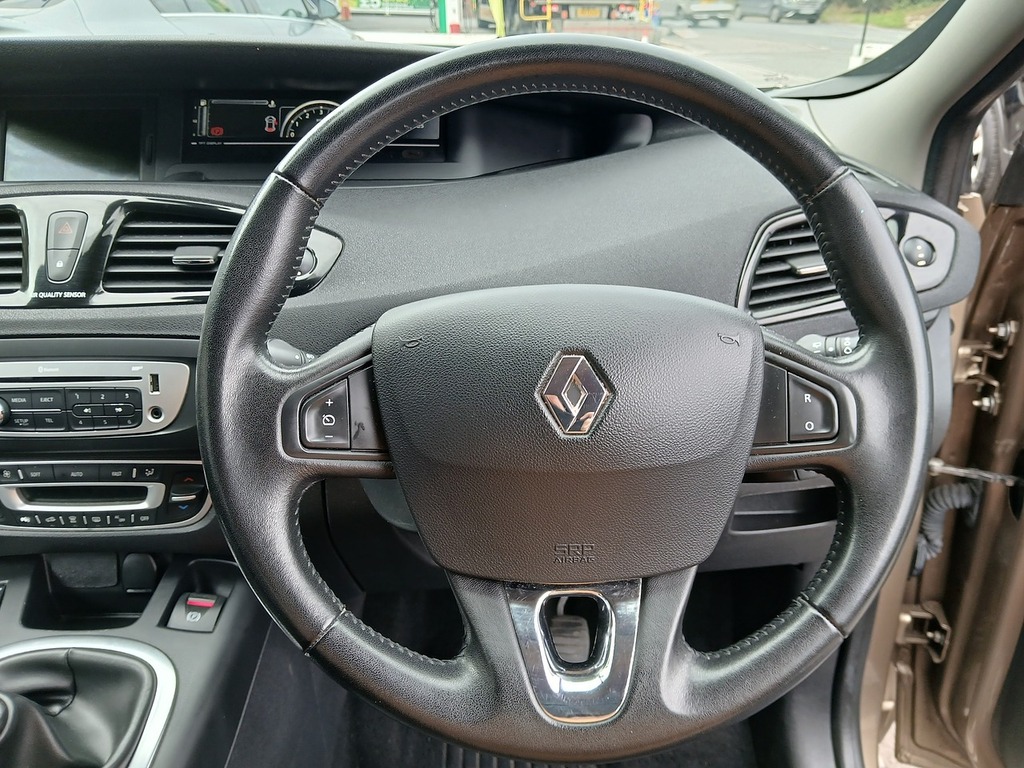 Renault Grand Scenic Dynamique Tomtom White #25