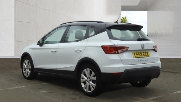 Seat Arona 2020 1.0 Tsi Se Technology Dsg Euro 6 Ss White #2