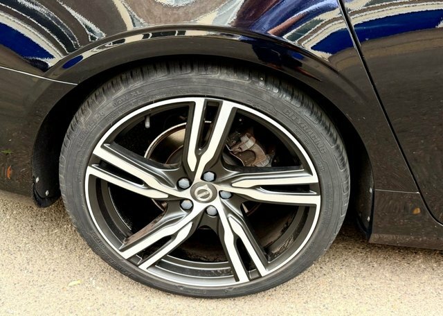 Volvo S90 D4 Momentum Silver #18