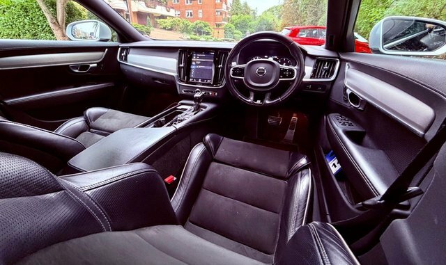Volvo S90 D4 Momentum Silver #23