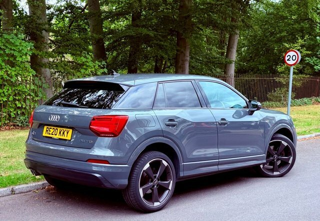 Audi Q2 1.5 Tfsi Cod 35 Grey #6