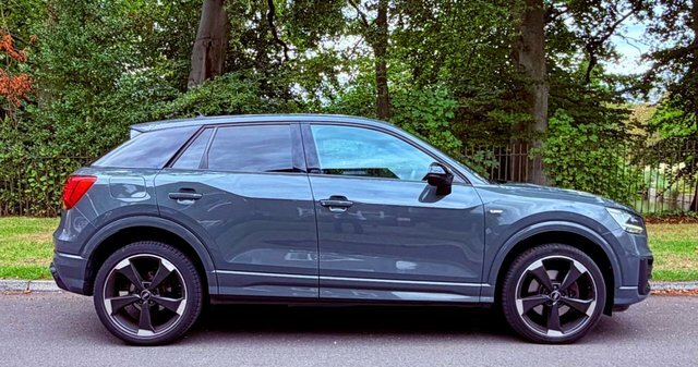 Audi Q2 1.5 Tfsi Cod 35 Grey #4